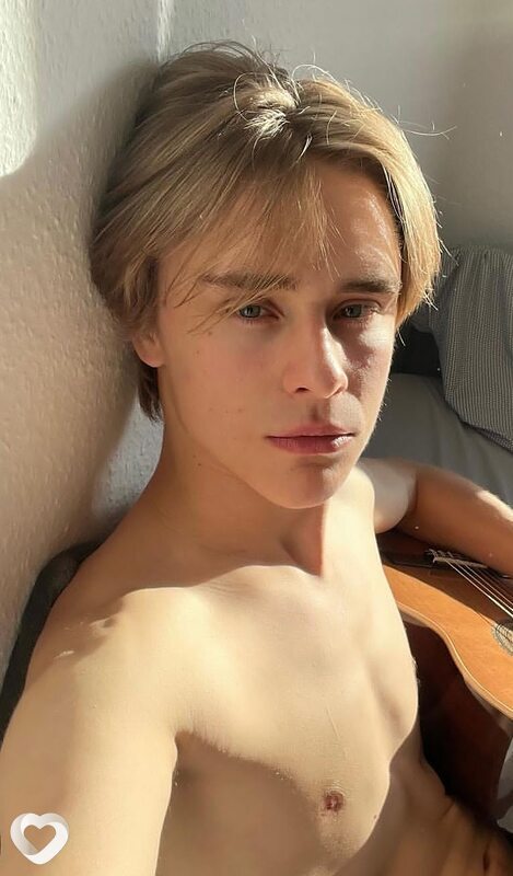 Владимир, 22, Новосибирске — анкета №518663