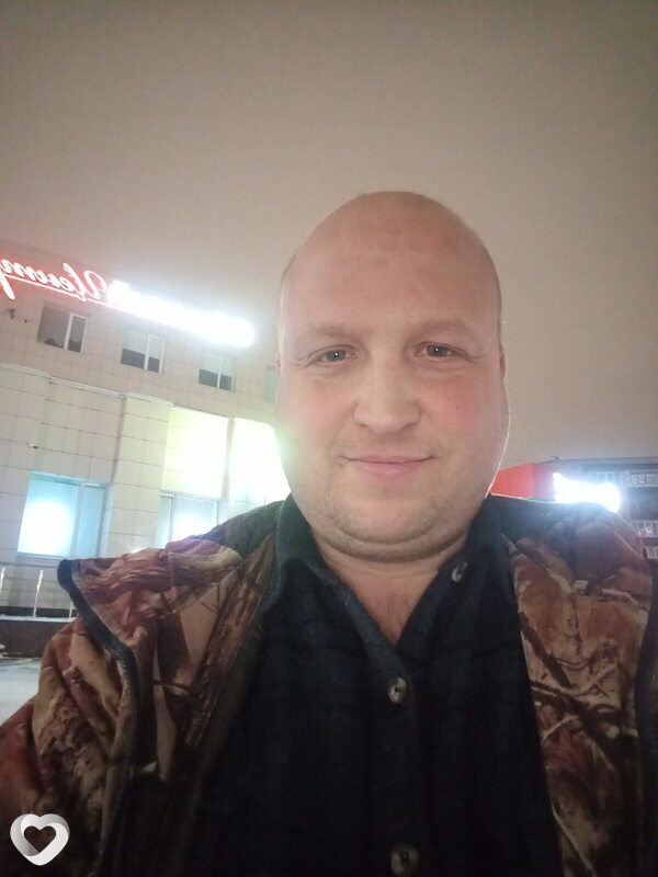 Денис, Бондари