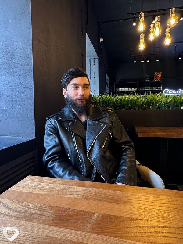Артем, 29, Санкт-Петербурге — анкета №523570