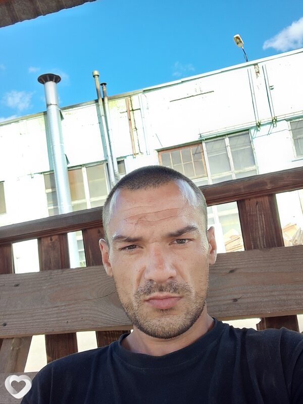 Юрий, 39, Омске — анкета №527137
