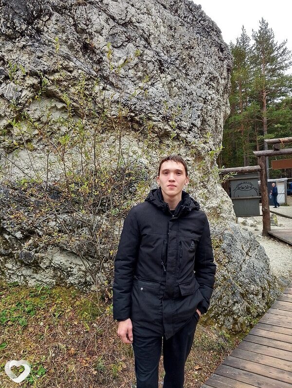 Даня, 22, Ангарске — анкета №527295