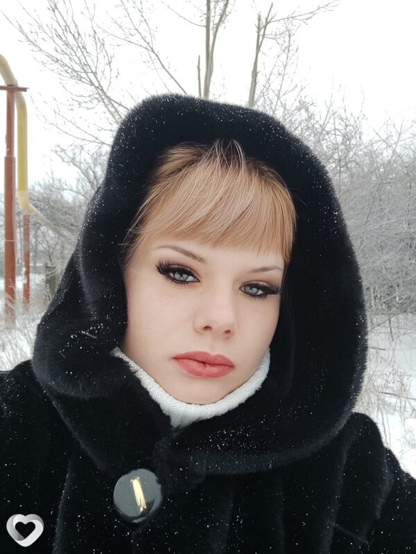 Ника, Снежное