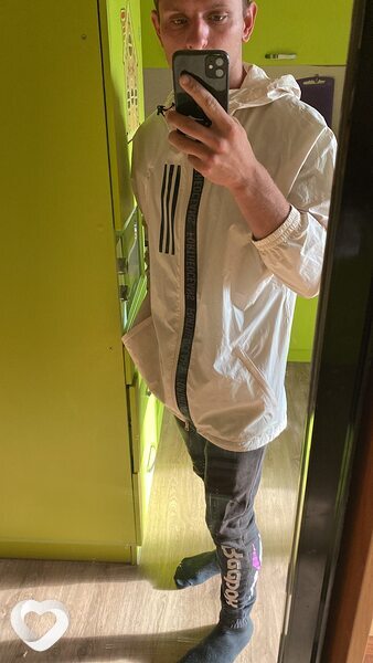 Виталий, 29, Барнауле — анкета №529019