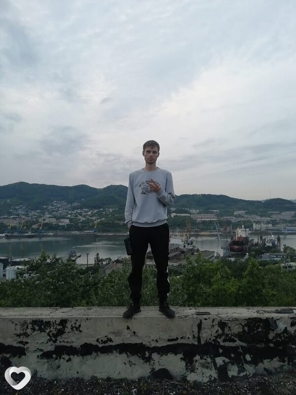 Данил, 22, Москве — анкета №529566