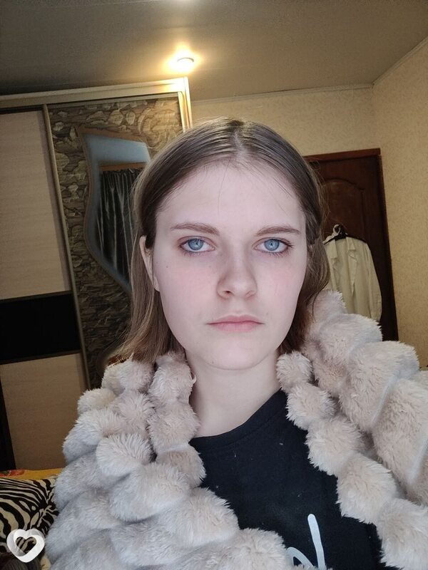 Вика, 21, Пятигорске — анкета №529761