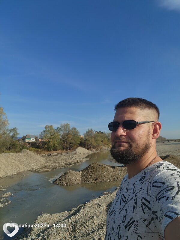 Юрий, 37, Краснодаре — анкета №531200