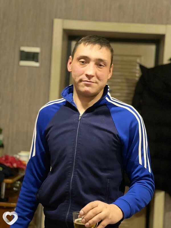 Владимир, 33, Черногорске — анкета №532636