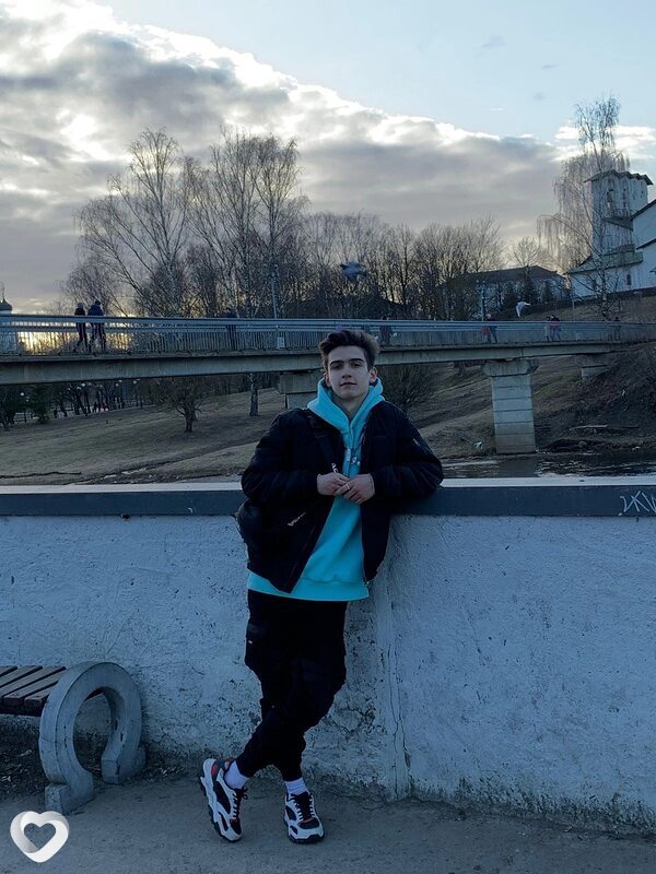 Никита, 21, Екатеринбурге — анкета №532697