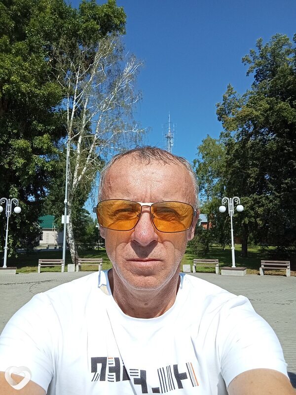 Олег, 44, Бердске — анкета №534288