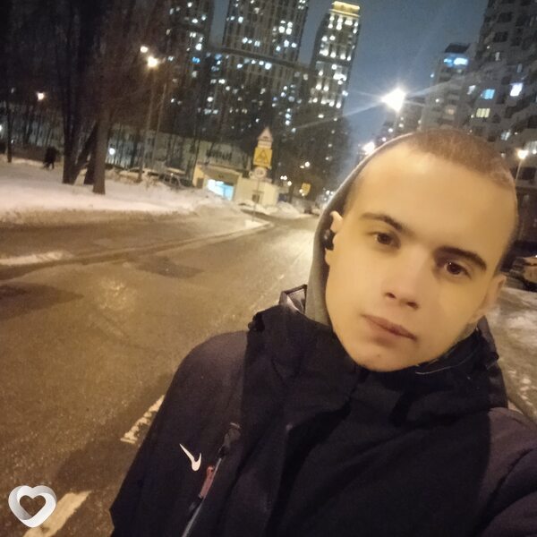 Иван, 22, Москве — анкета №536741