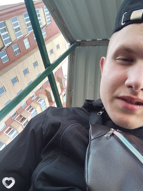 Женя, 21, Копейске — анкета №537130