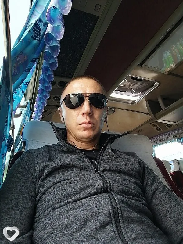Максим, 45, Новоалтайске — анкета №537422