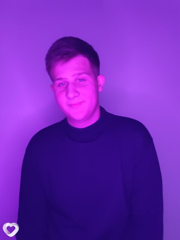 Михаил, 21, Москве — анкета №539054
