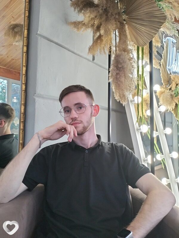Виктор, 23, Волгограде — анкета №539528