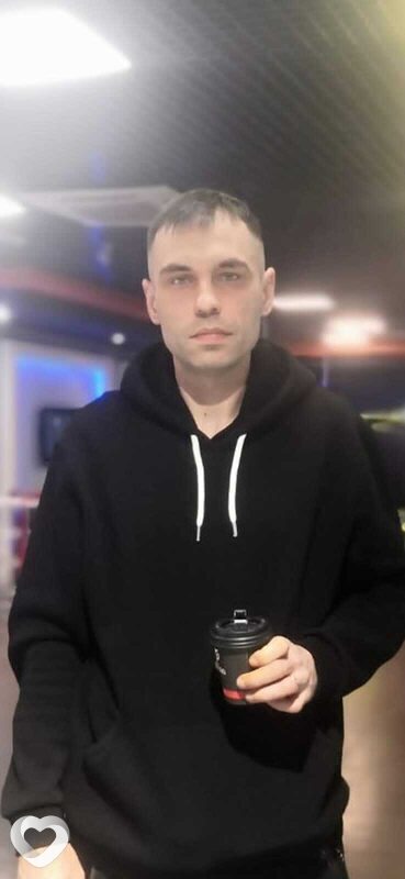Максим, 37, Брянске — анкета №540359