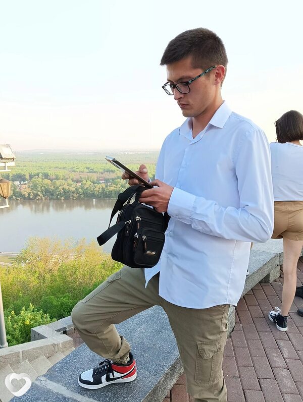 Олег, 27, Москве — анкета №540838