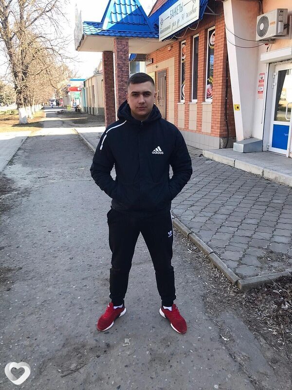Максим, 33, Новошахтинске — анкета №541305