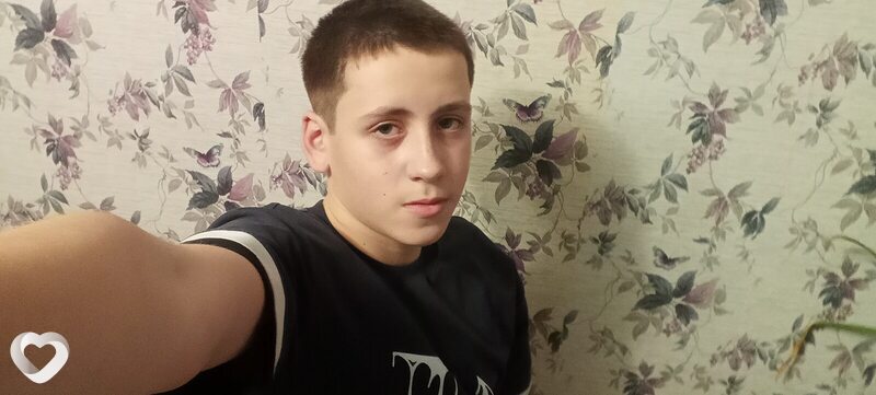 Макар, 22, Томске — анкета №542568