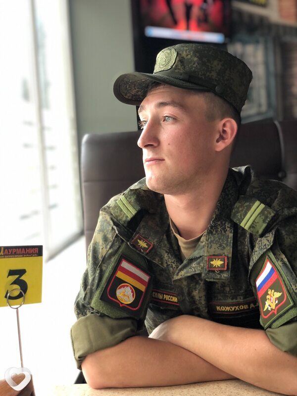 Виктор, 25, Коломне — анкета №542833