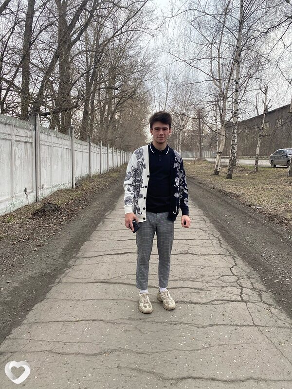 Павел, 21, Москве — анкета №543811