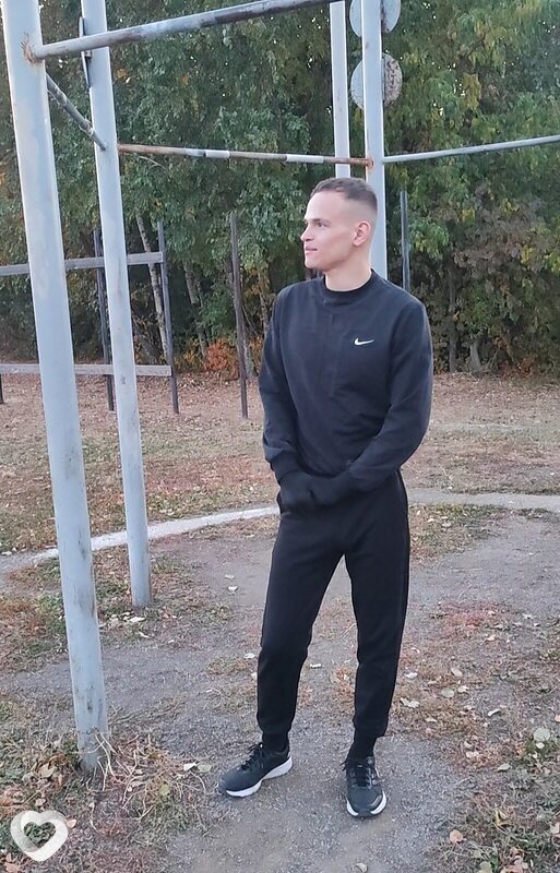 Дмитрий, 27, Благовещенске — анкета №543914