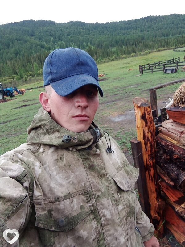 Валерий, 28, Бийске — анкета №544215