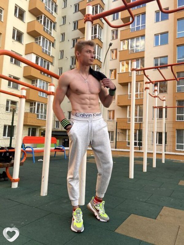 Вдад, 27, Барановичах — анкета №544542