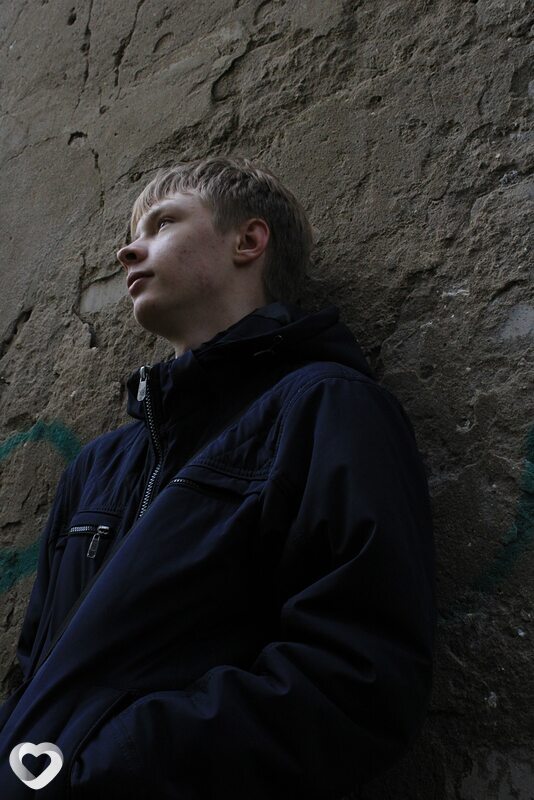 Леша, 21, Кирове — анкета №545363