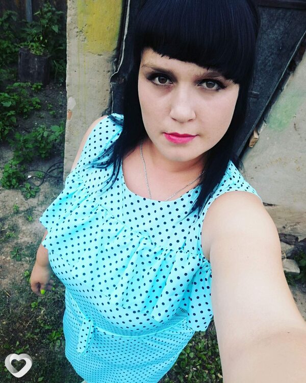Анна, Хомутовка