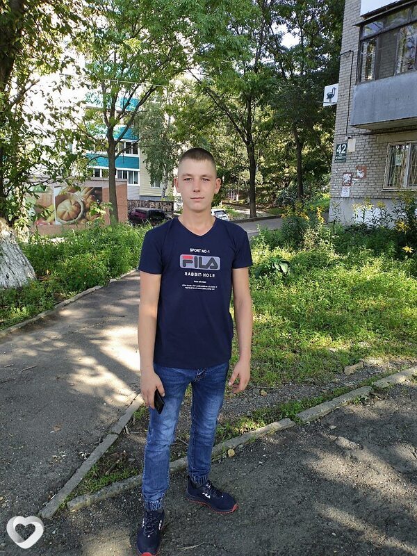 Денис, 29, Арсеньеве — анкета №547971