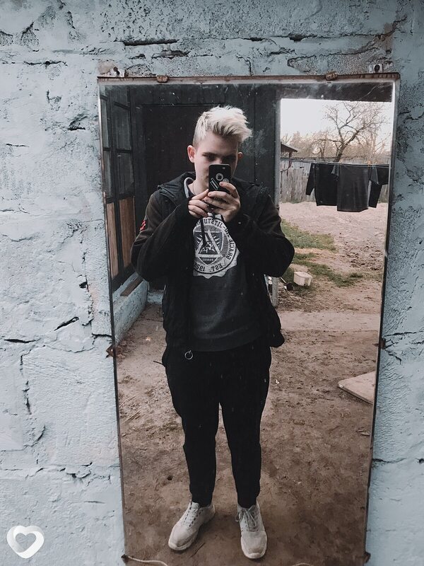 Виталий, 22, Речице — анкета №548697