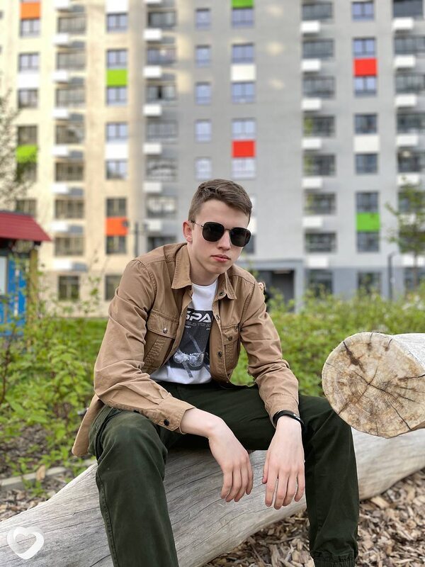 Николай, 22, Москве — анкета №549518