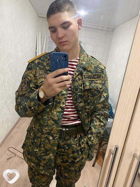 Александр, 22, Шахтинске — анкета №550841