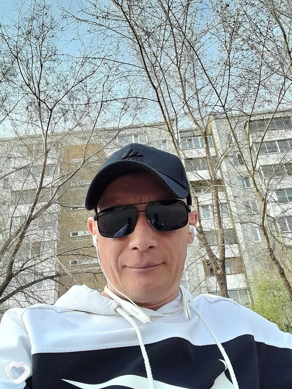 Виталя, 40, Луганске — анкета №550917