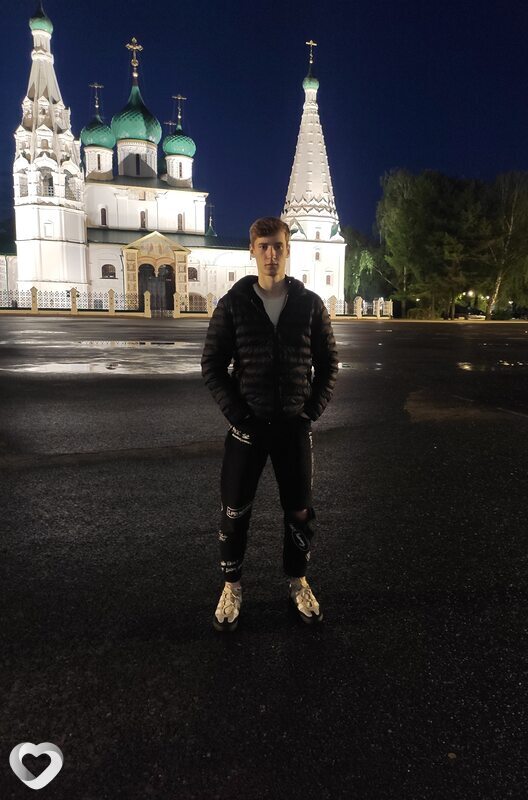 Артем, 23, Ярославле — анкета №551154