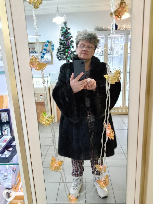 Ирина, 61, Санкт-Петербурге — анкета №551318