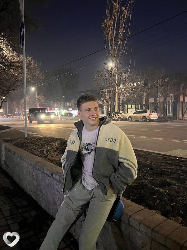 Александр, 22, Алматы — анкета №551440