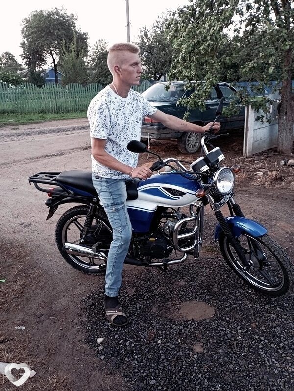 Александр, 22, Минске — анкета №551789