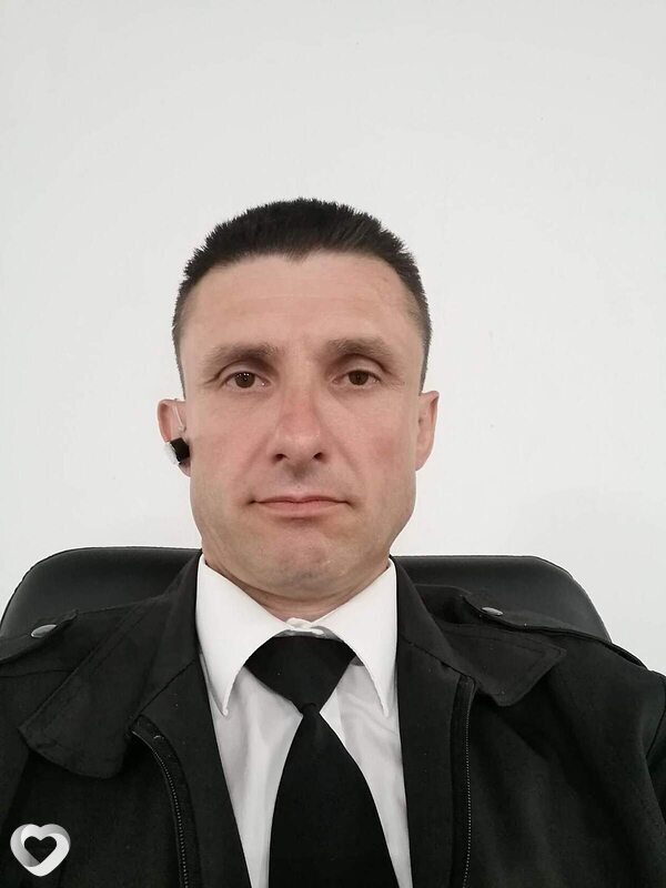 Виктор, Колпны