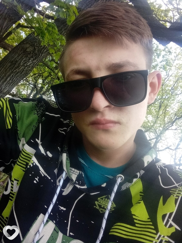 Жека, 22, Ровеньках — анкета №552113