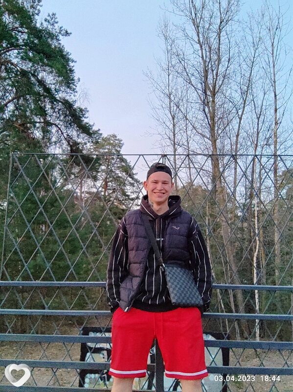 Денис, 24, Москве — анкета №552067