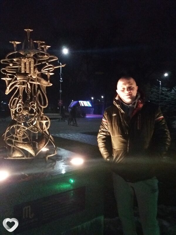 Алехандро, 39, Никополе — анкета №552237