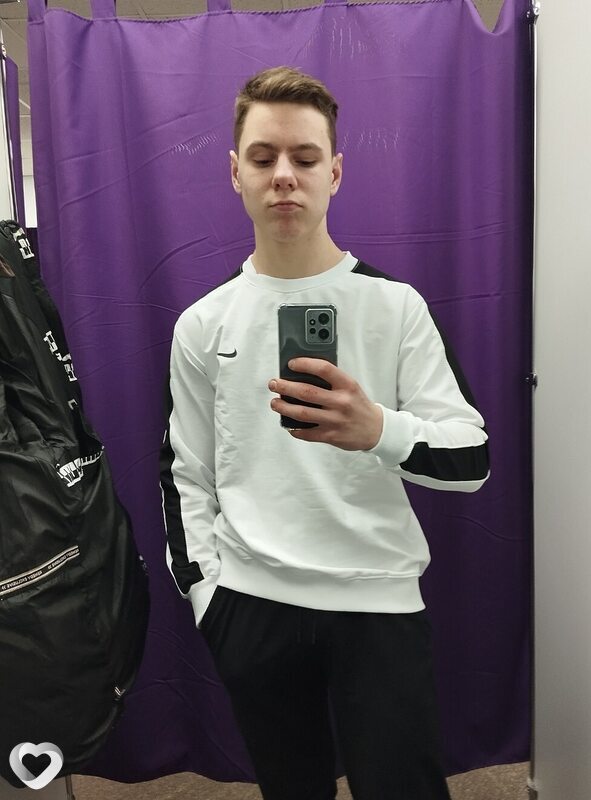 Дима, 20, Дзержинске — анкета №555047