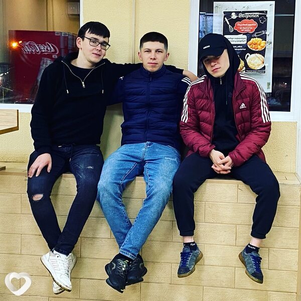 Эмиль, Москва