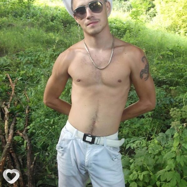 Михаил, 34, Артеме — анкета №556790