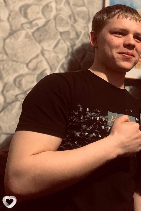 Дмитрий, 22, Усолье-Сибирское — анкета №557212