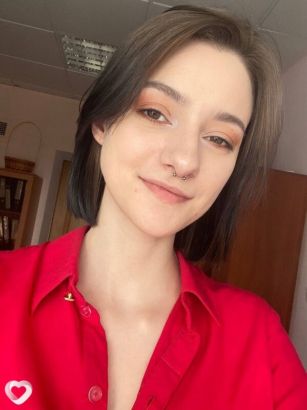 Оля, 26, Нижнем Тагиле — анкета №557513