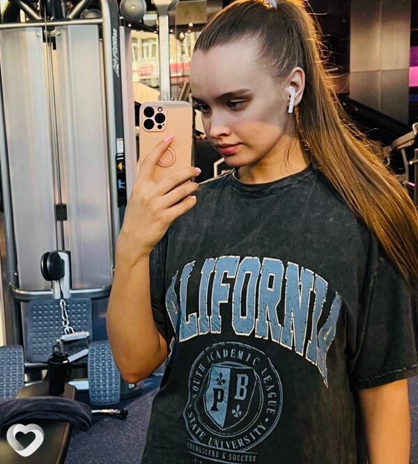 Аня, 23, Самаре — анкета №558948