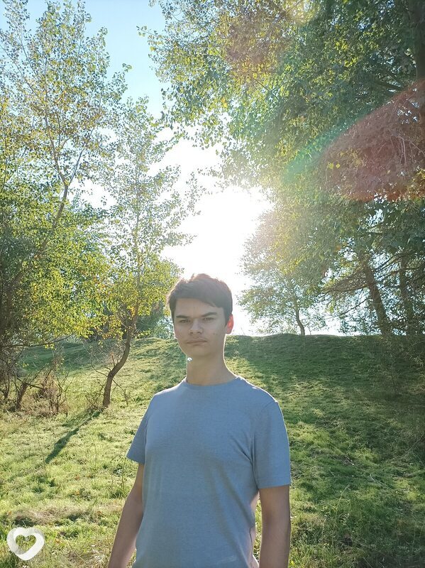Артём, 21, Астрахани — анкета №559185