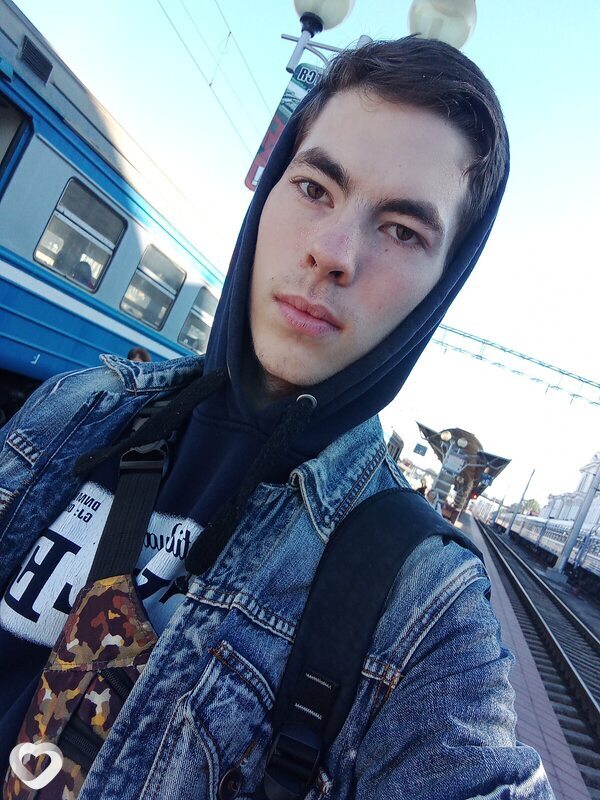 Дмитрий, 21, Жлобине — анкета №558922